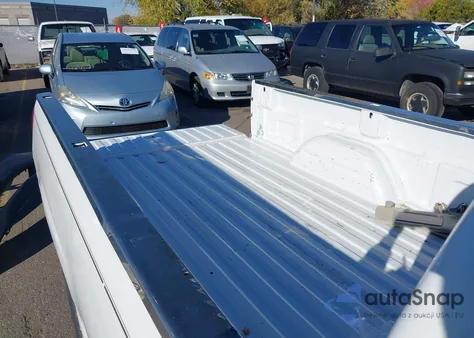 2004 GMC Sierra 1500 из США, поврежденный, VIN 1GTEC14X94Z181661